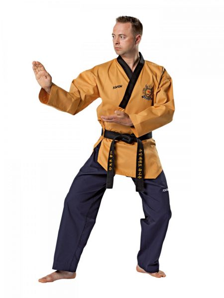 KWON Poomsae Grandmaster Anzug mit World Taekwondo Anerkennung